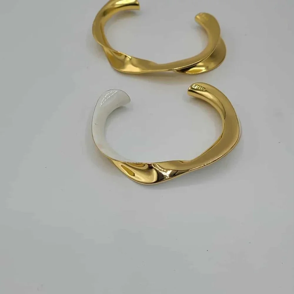 J Crew Gold tone Twisted Cuff Bracelet & White Enamel Gold Tone Twisted Cuff